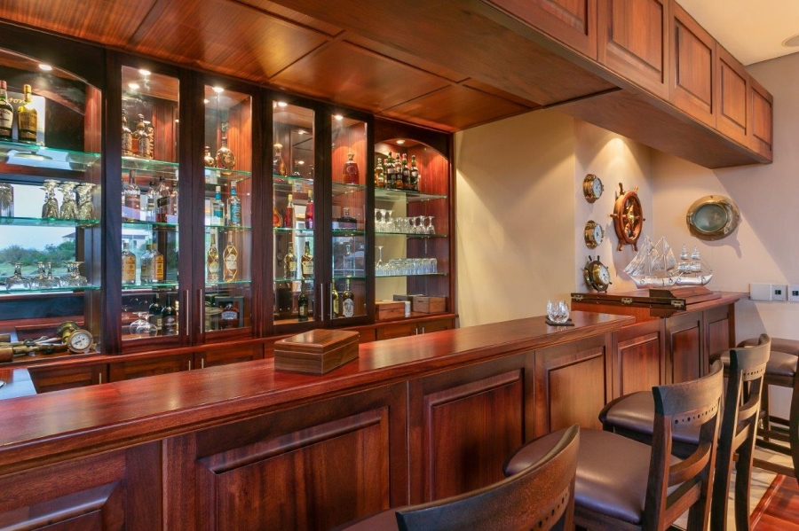 5 Bedroom Property for Sale in Pezula Golf Estate Western Cape